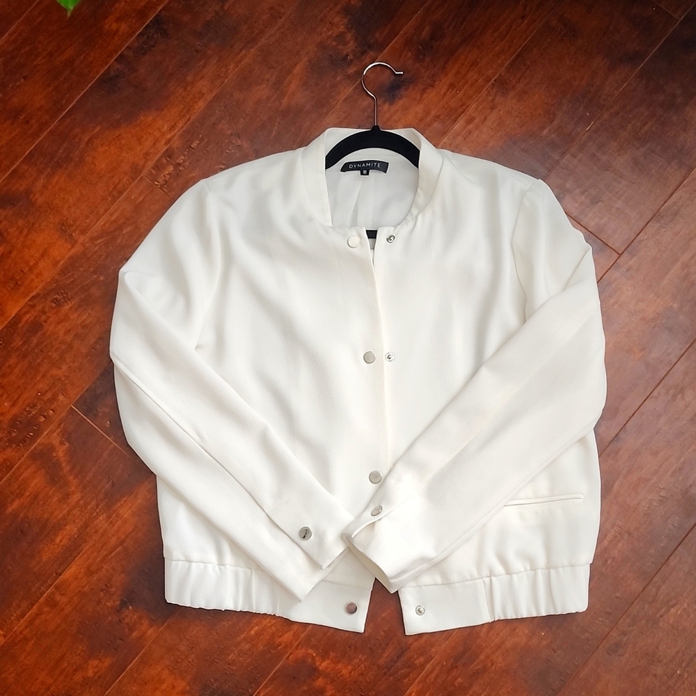 Classy White Bomber jacket